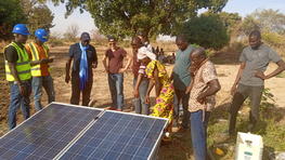 Fournisseurs de solutions d'irrigation-paysans et ONG © Edmond ROUAMBA, Cirad